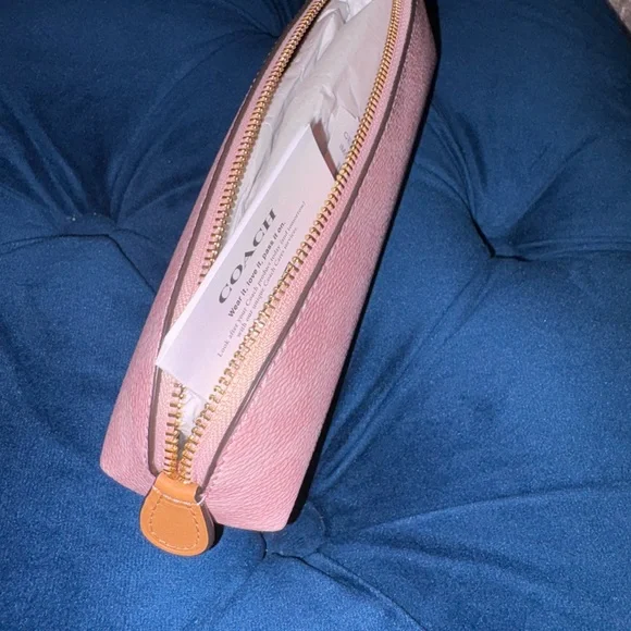 Coach Pink Cosmetic Bag and Case Set - Picture 2 of 5